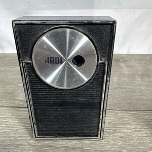 JADE Model 1166-2 Solid State Transistor Radio Pocket Portable 9v Powered MCM